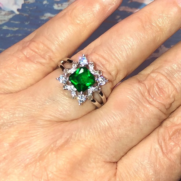 Gorgeous Sterling Princess Cut Emerald and CZ Ring - Picture 4 of 5